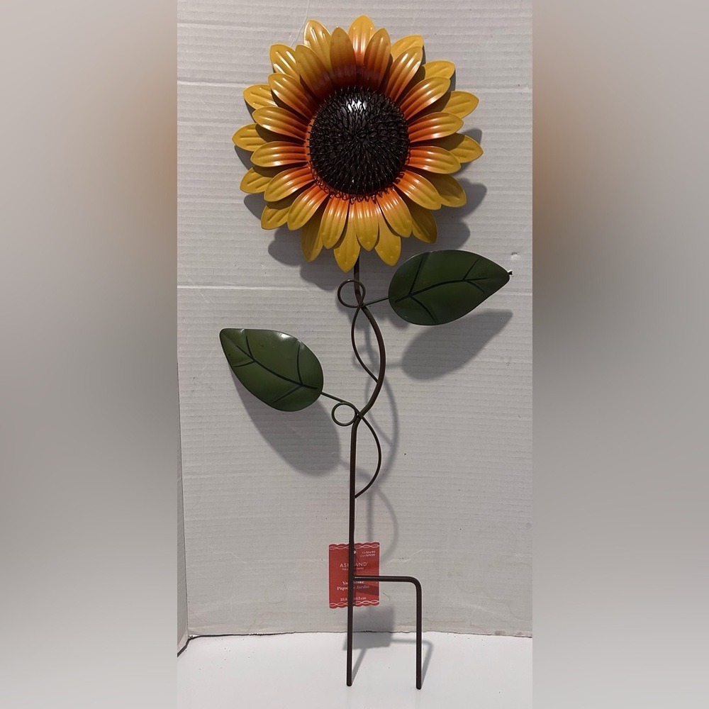 Ashland Yellow and Orange Sunflower metal Garden Stake